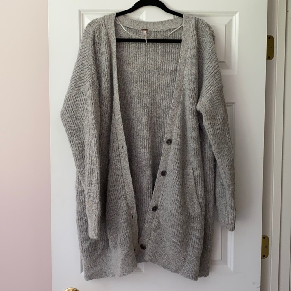 FREE PEOPLE CARDIGAN super soft great condition